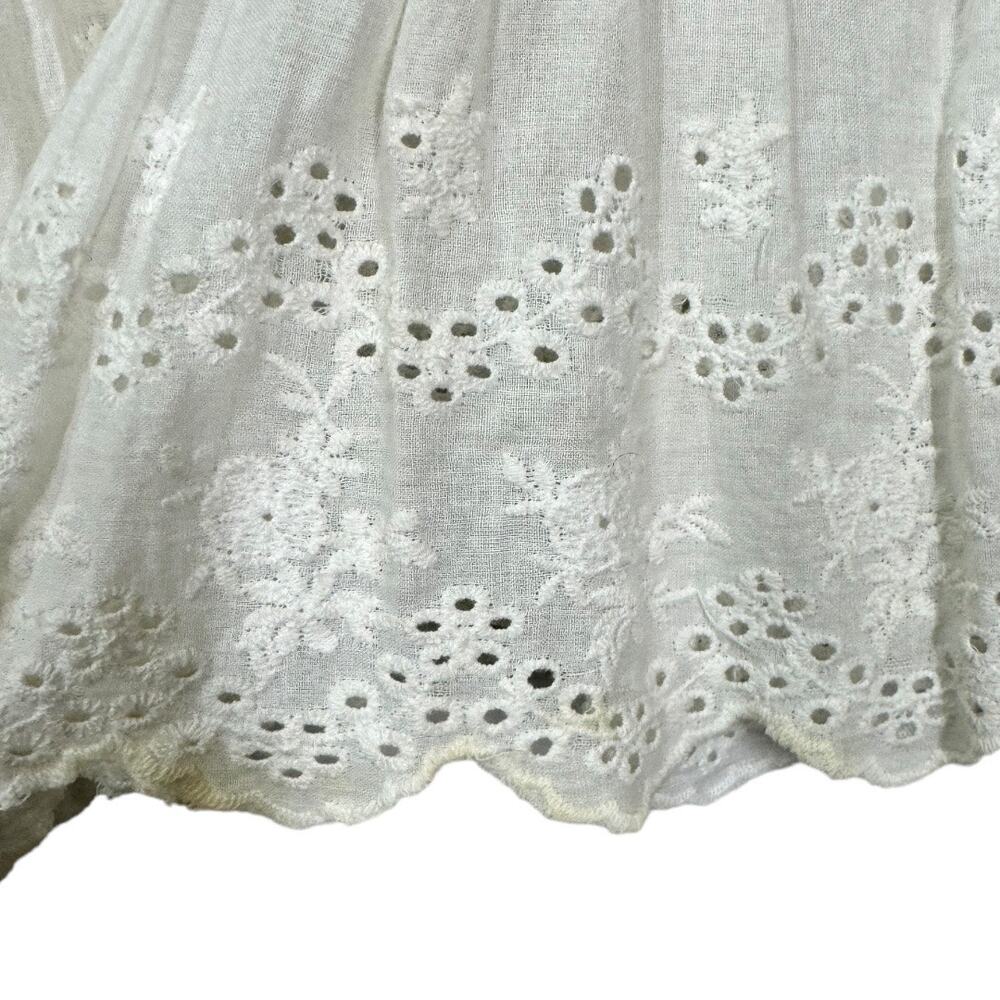 Main Strip White Eyelet Ruffle Cottage Boho Blouse Small Top Romantic Dainty - Picture 4 of 6